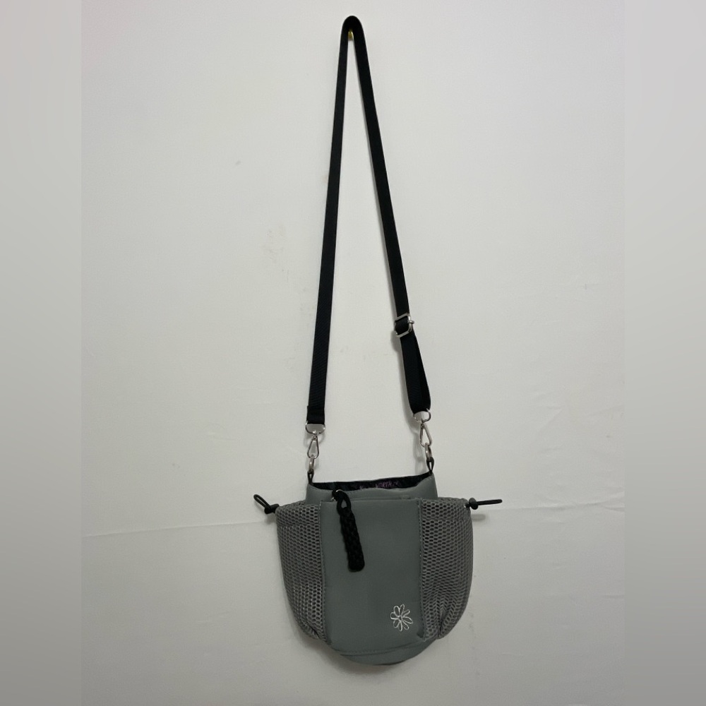 Denise Austin Gray Mesh Crossbody “Fit & Fabulous”(B29)✨